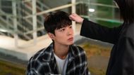 Dong-ju disappeared for a while (Image via Instagram @jtbcdrama)